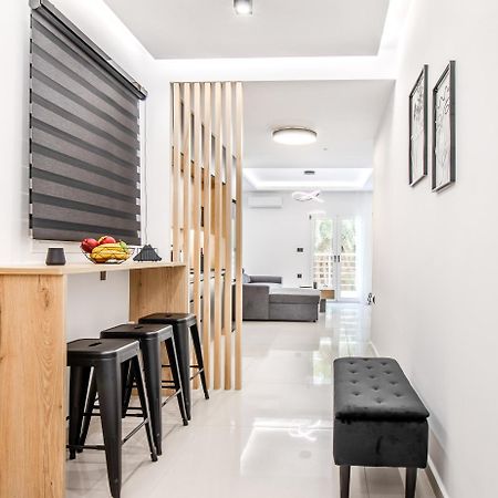 New Luxury Apartment Near Center With Garden View Bendevis Luaran gambar