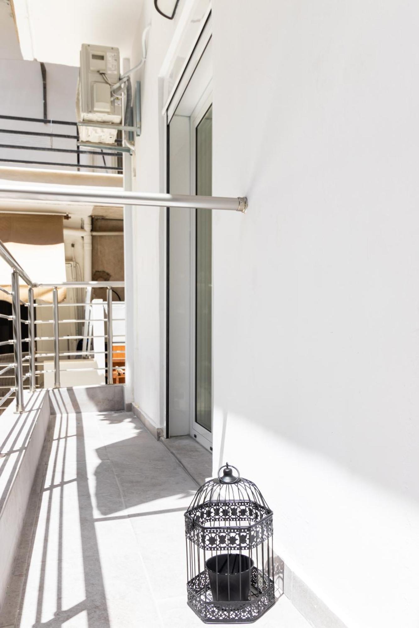 New Luxury Apartment Near Center With Garden View Bendevis Luaran gambar